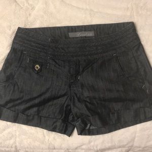 Level 99 denim shorts Size 27